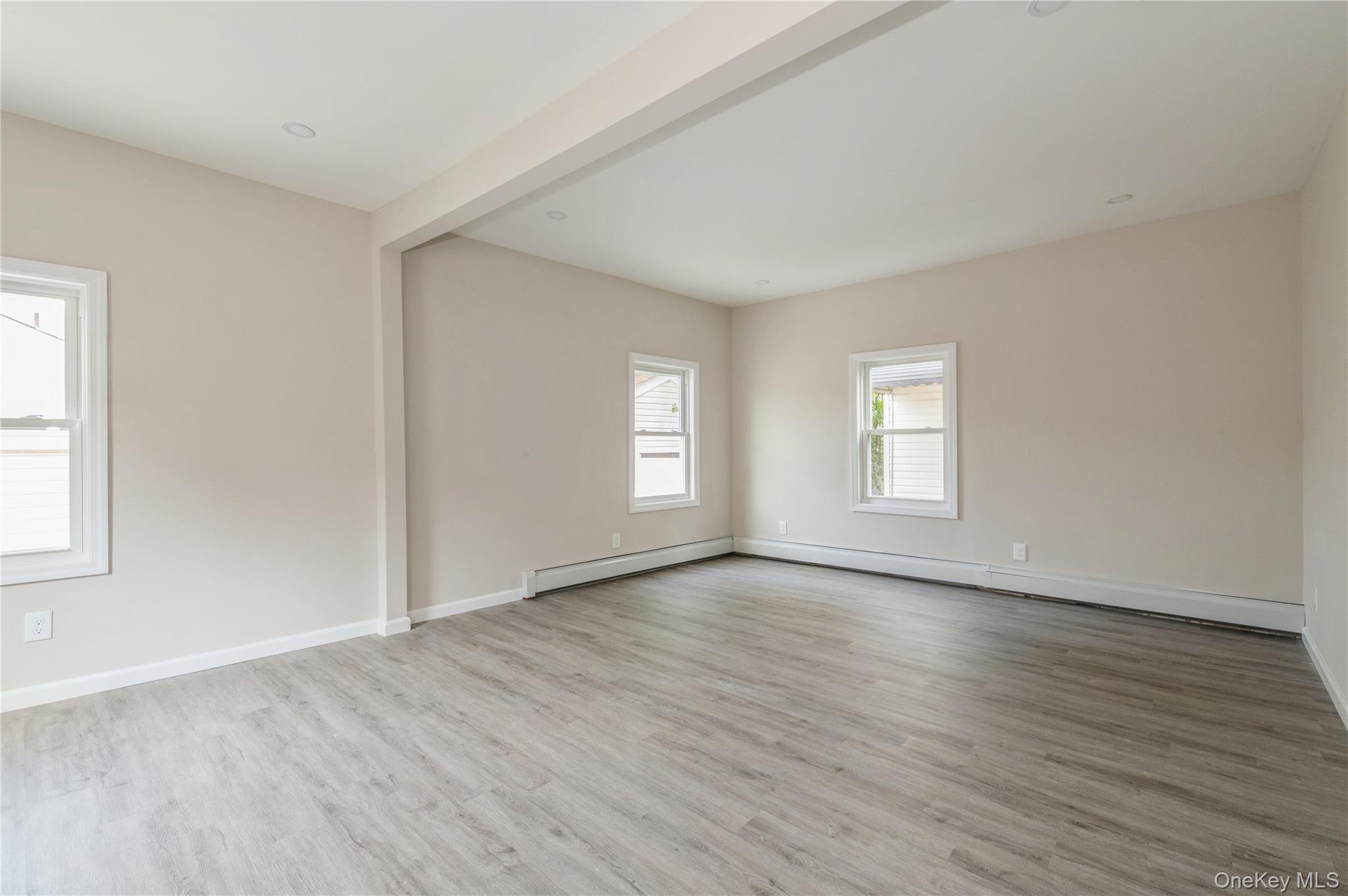 216-23 136th Road Property Photo 10