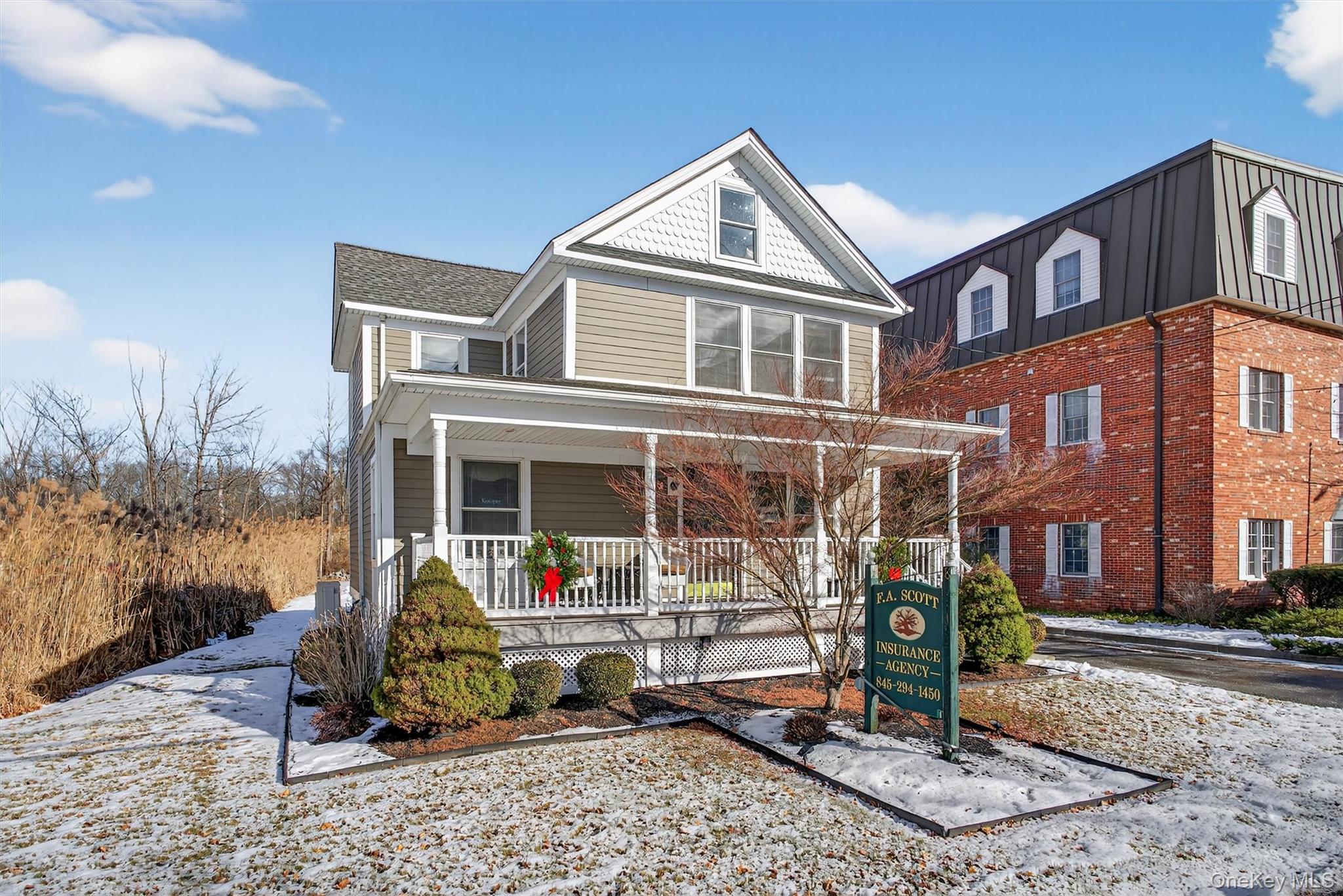 18 Scotchtown Avenue Property Photo 4
