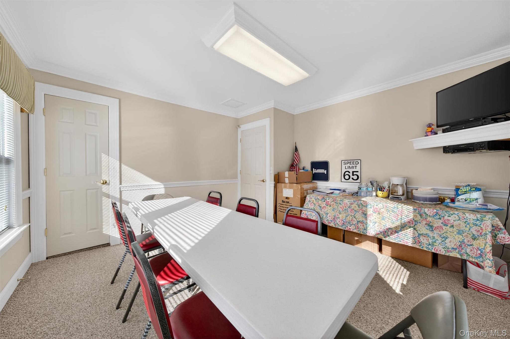 18 Scotchtown Avenue Property Photo 19