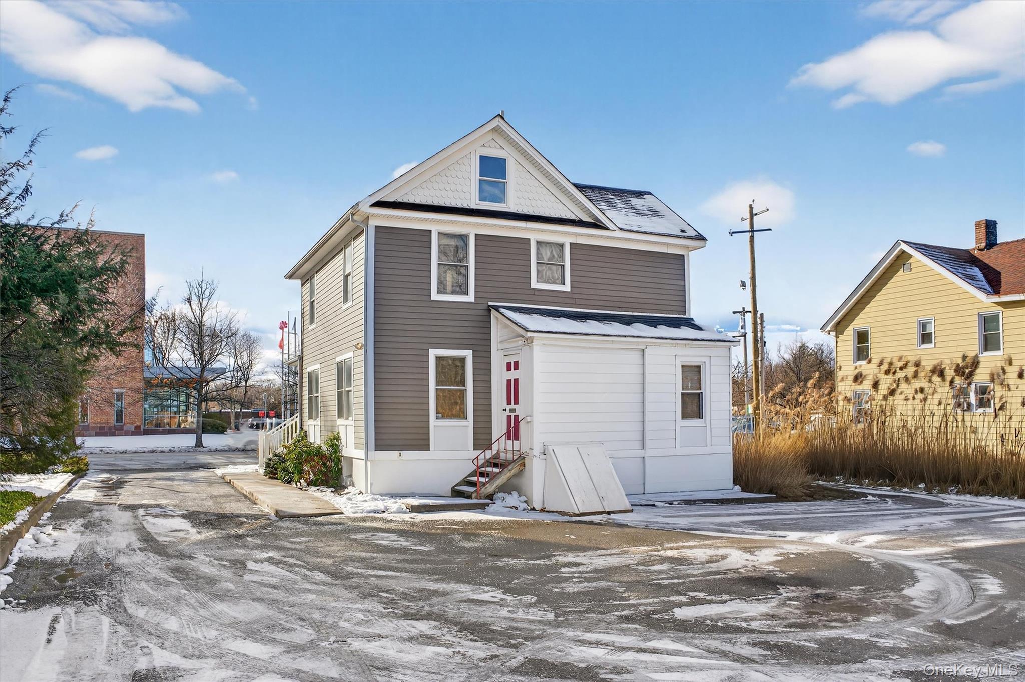 18 Scotchtown Avenue Property Photo 25