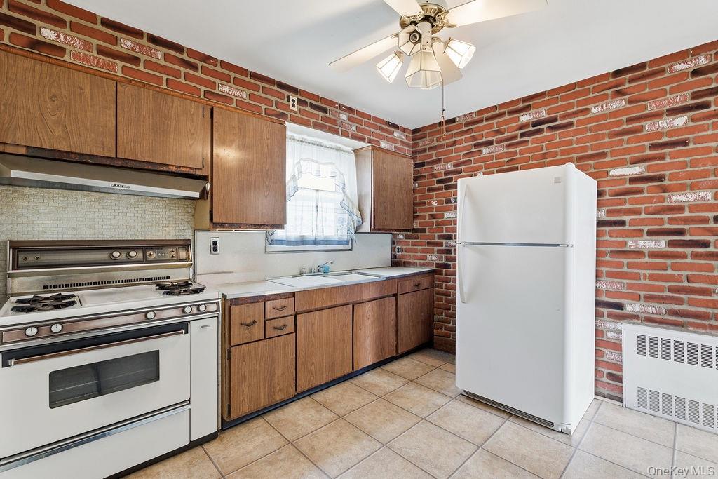 157-49 84th Street Property Photo 8