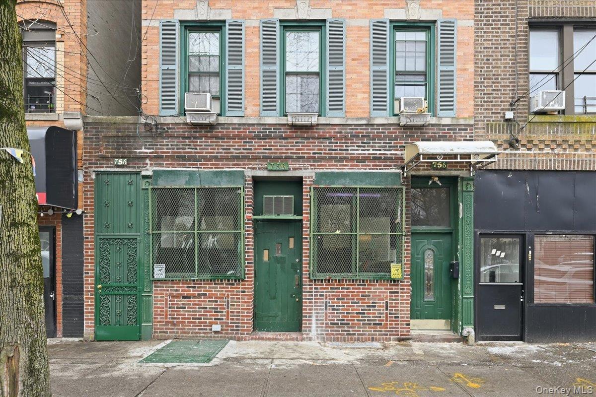 756 Woodward Avenue Property Photo 3