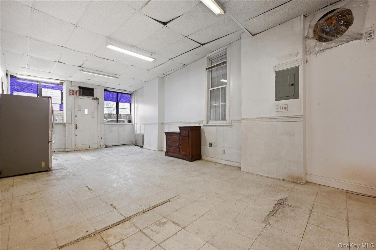 756 Woodward Avenue Property Photo 16
