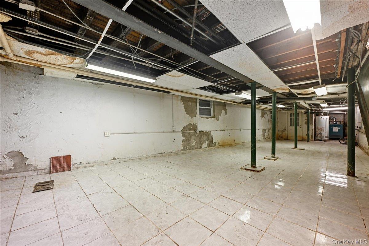 756 Woodward Avenue Property Photo 35