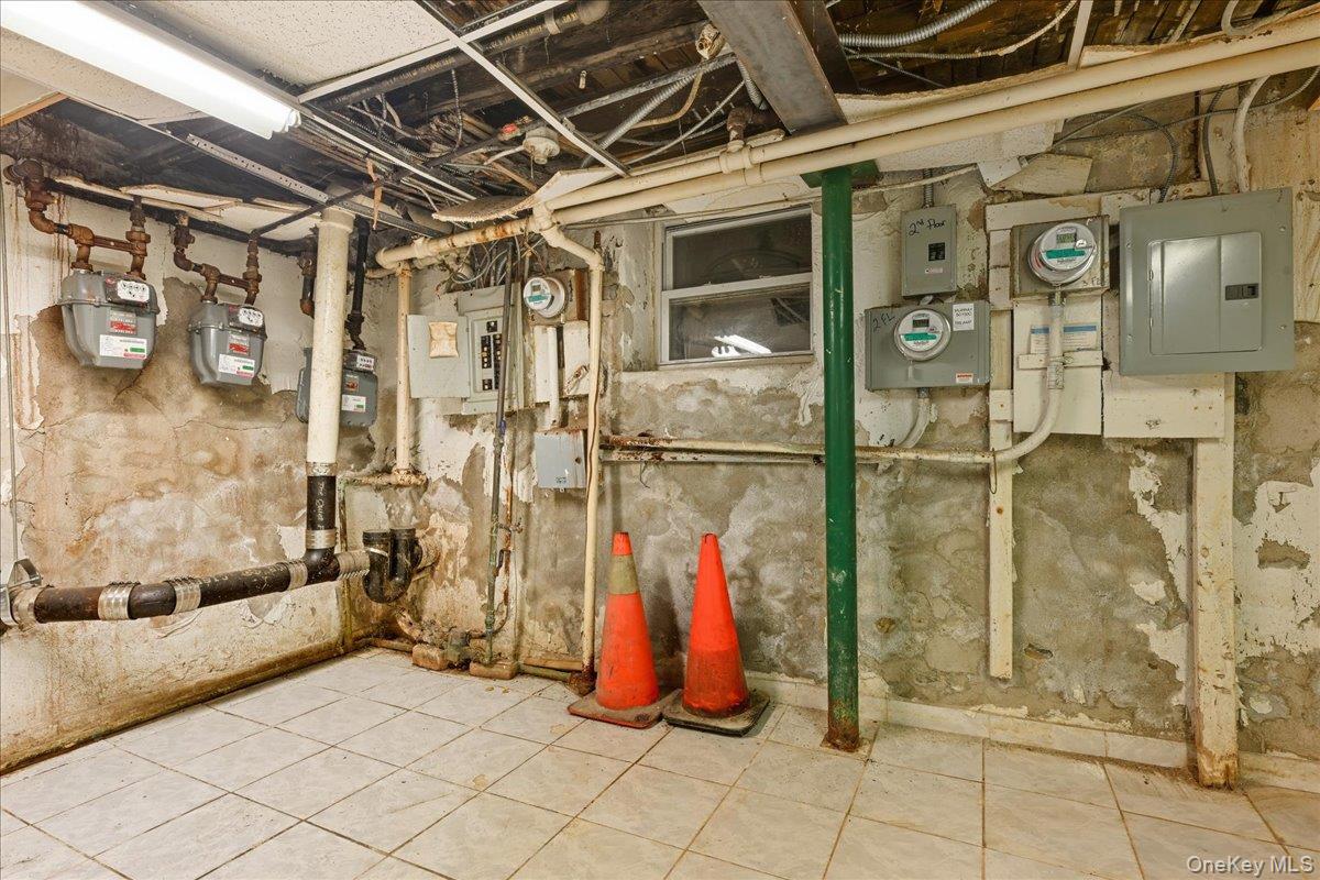 756 Woodward Avenue Property Photo 38