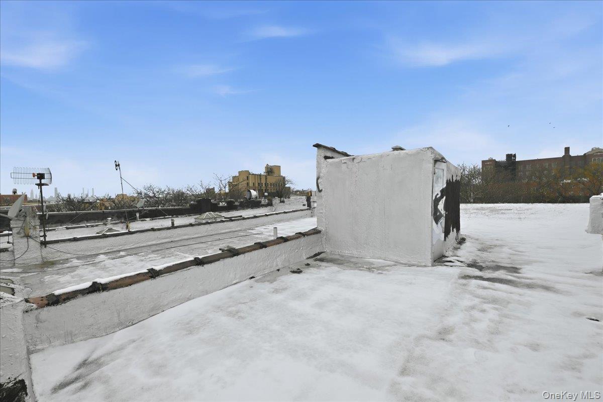 756 Woodward Avenue Property Photo 46