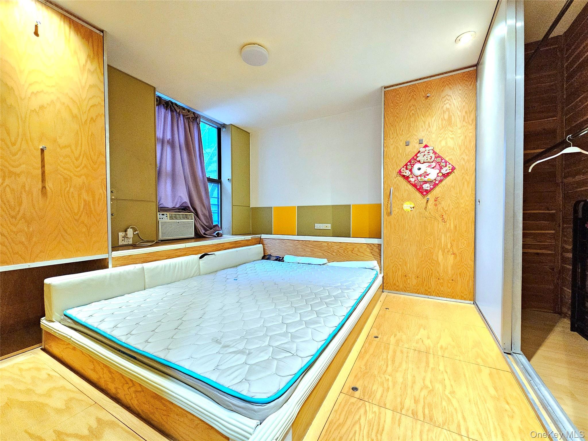 3281 Hull Avenue 18 Property Photo 8