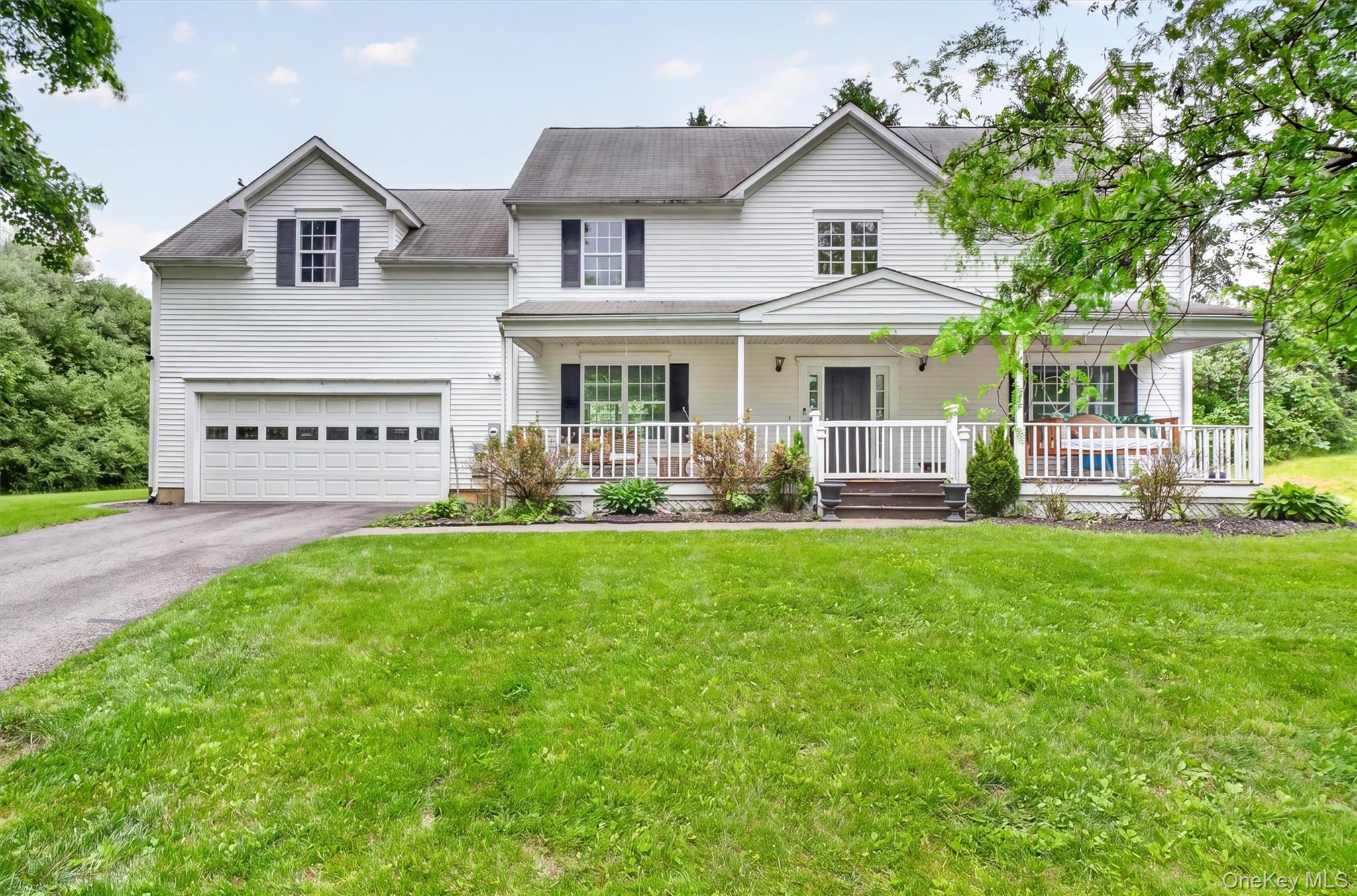 5 Red Tail Court Property Photo 2