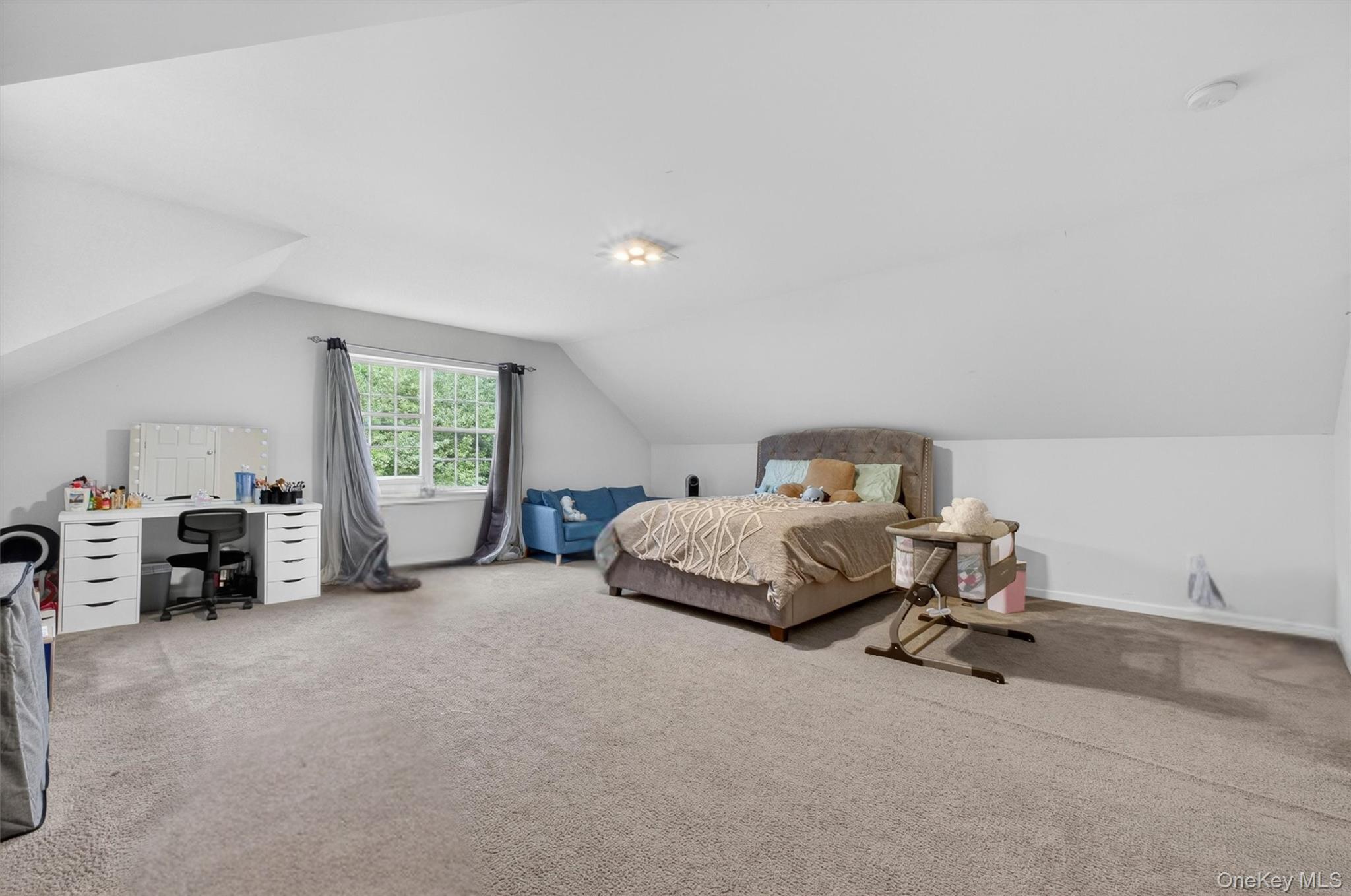 5 Red Tail Court Property Photo 22