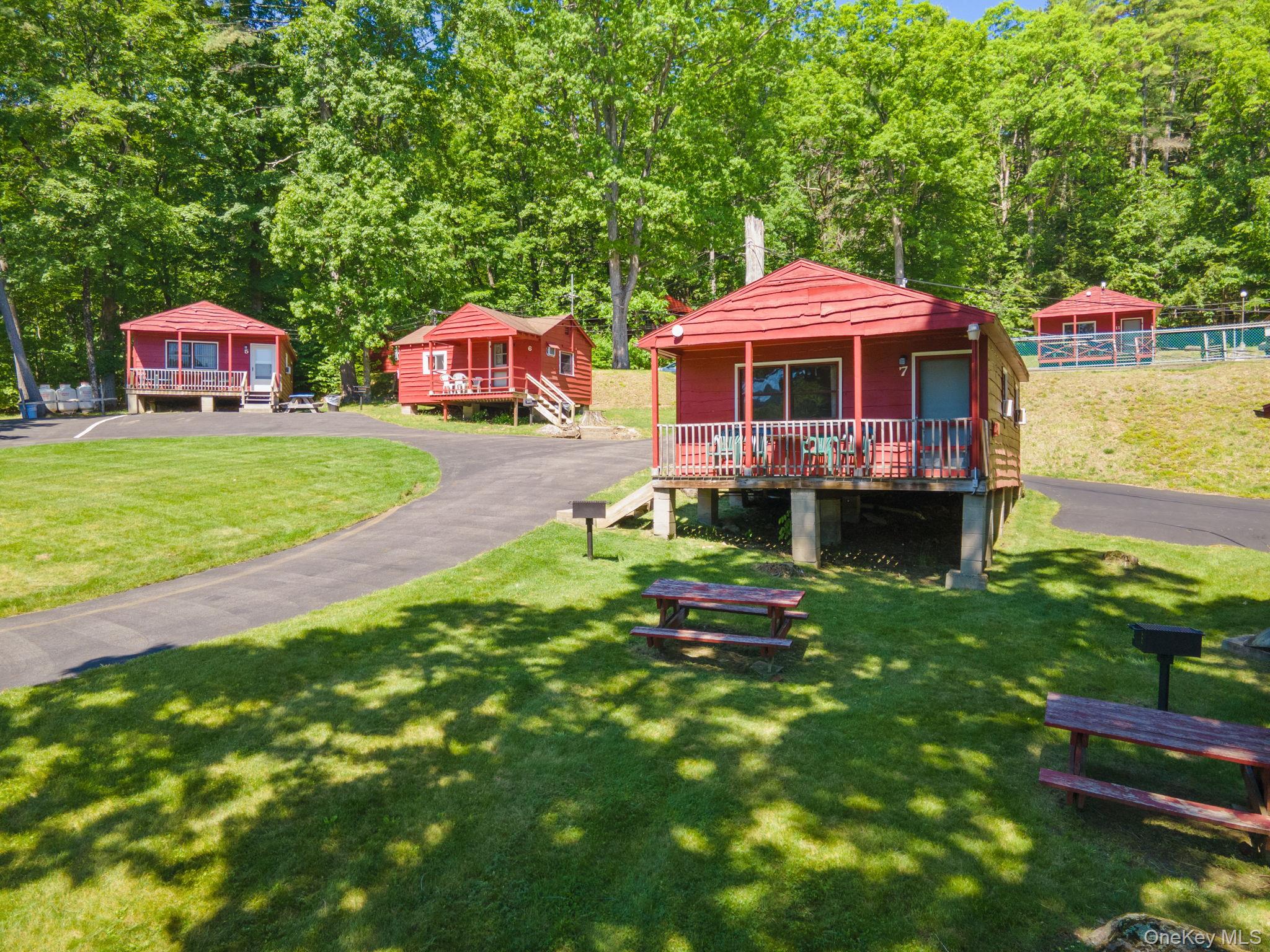 3041 Lakeshore Drive Property Photo 3