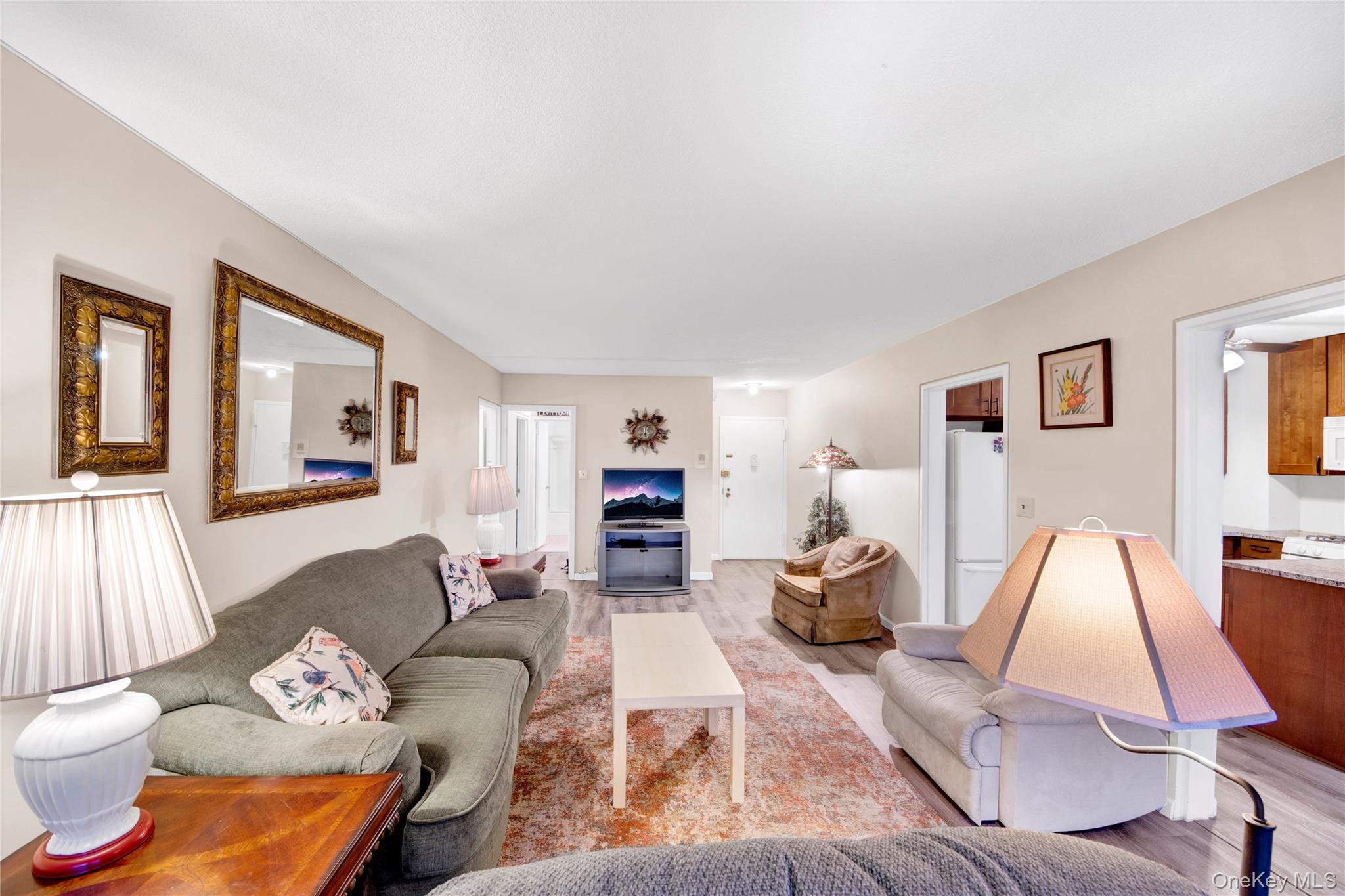 1523 Central Park Ave 3e Property Photo 7