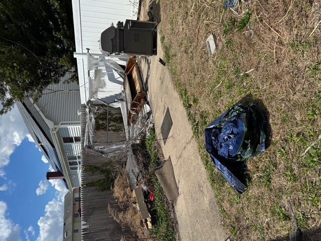 122 Manor Drive Property Photo 6