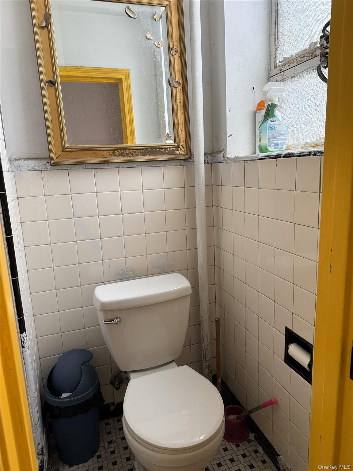 945550 Property Photo 4