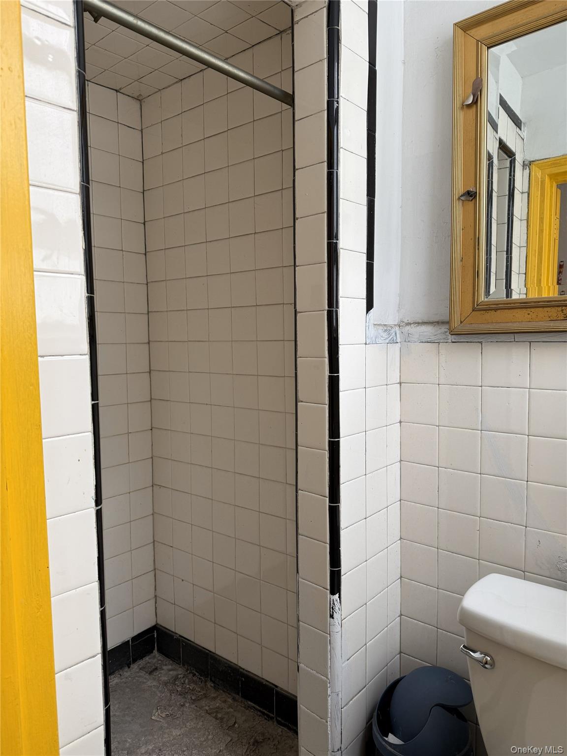 945550 Property Photo 5