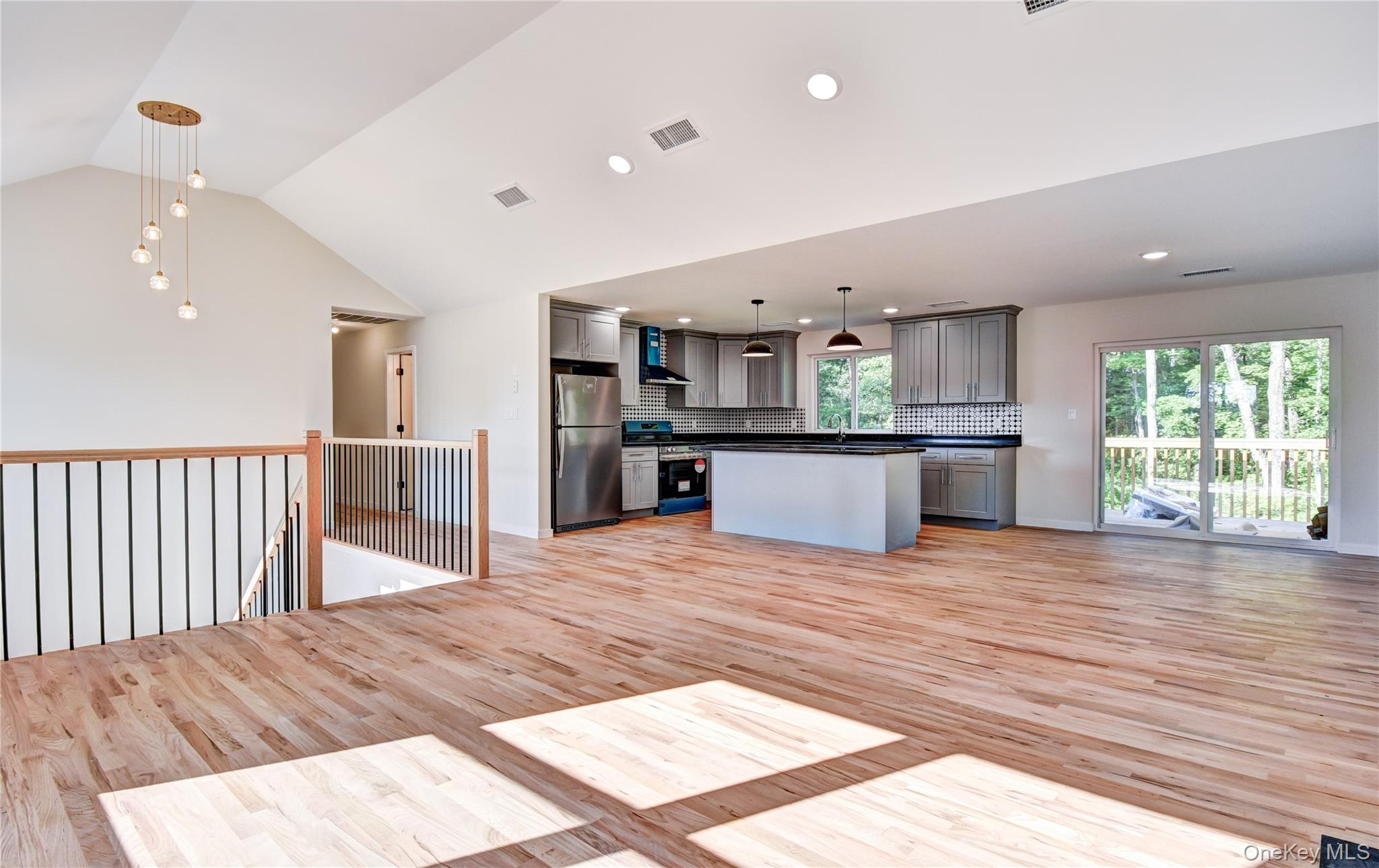 9 Black Gum Court Property Photo 4
