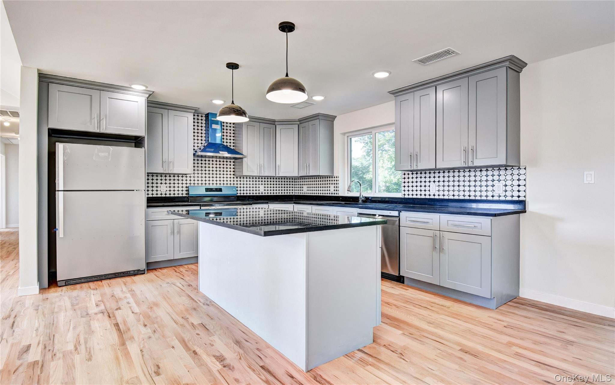 9 Black Gum Court Property Photo 6