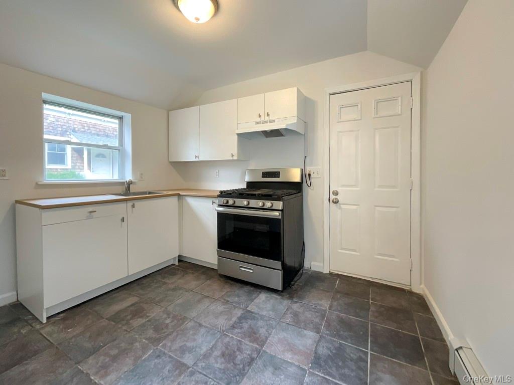 308 East Avenue Property Photo 2