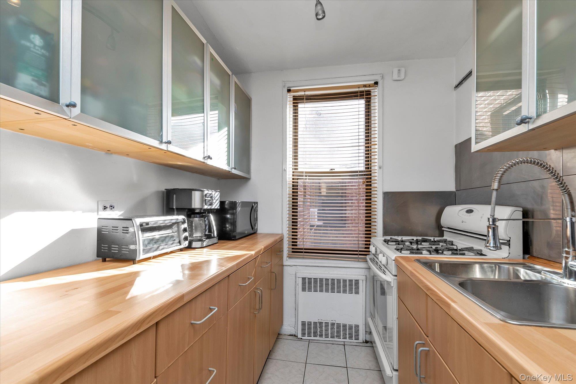 83-40 Austin Street 7k Property Photo 6