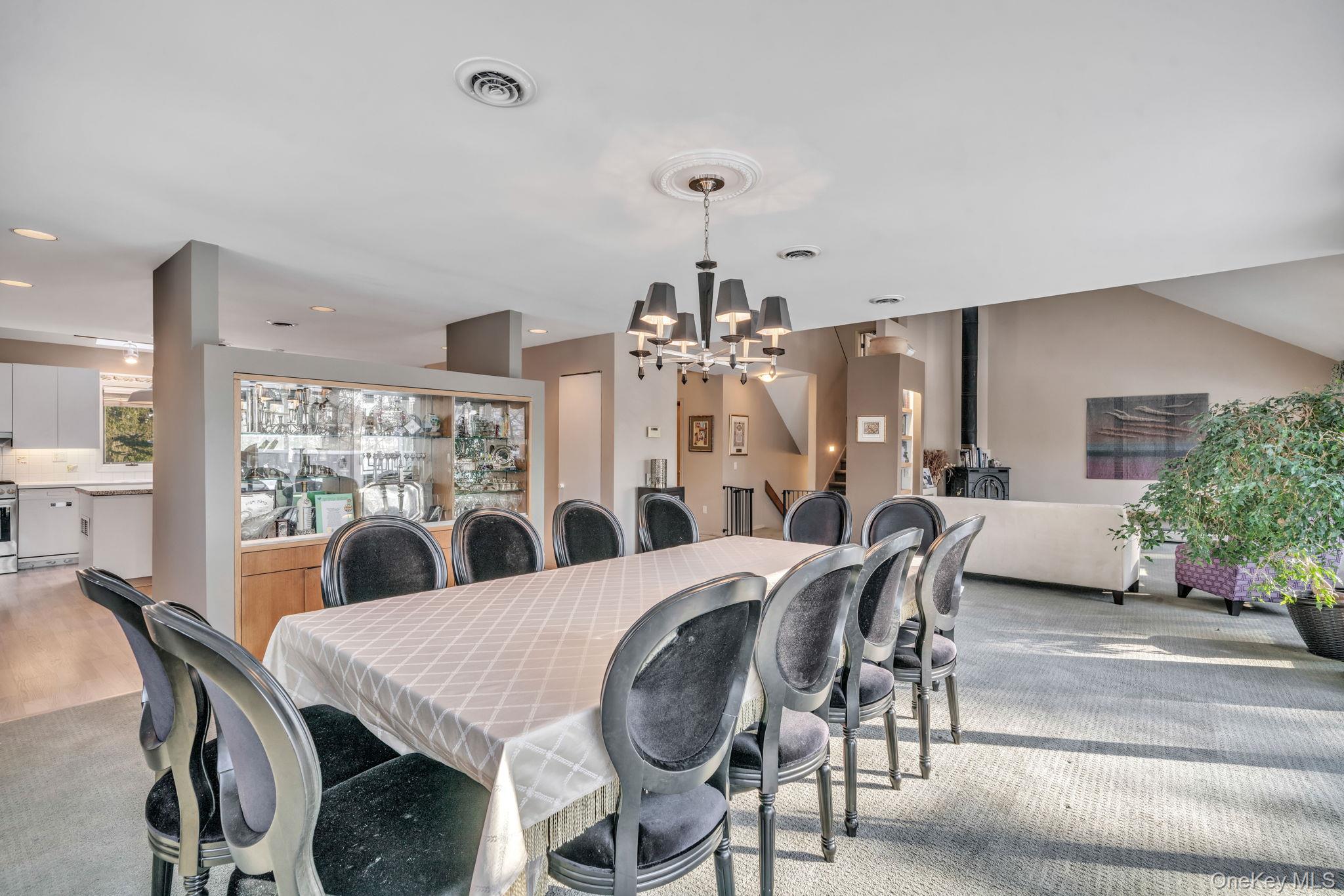 945656 Property Photo 7