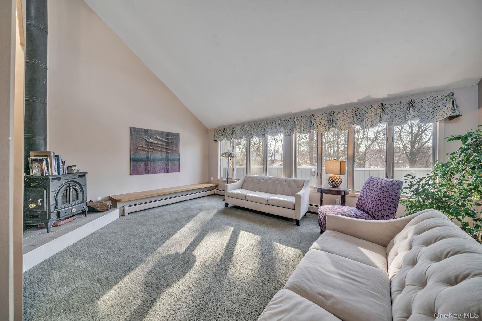 945656 Property Photo 10