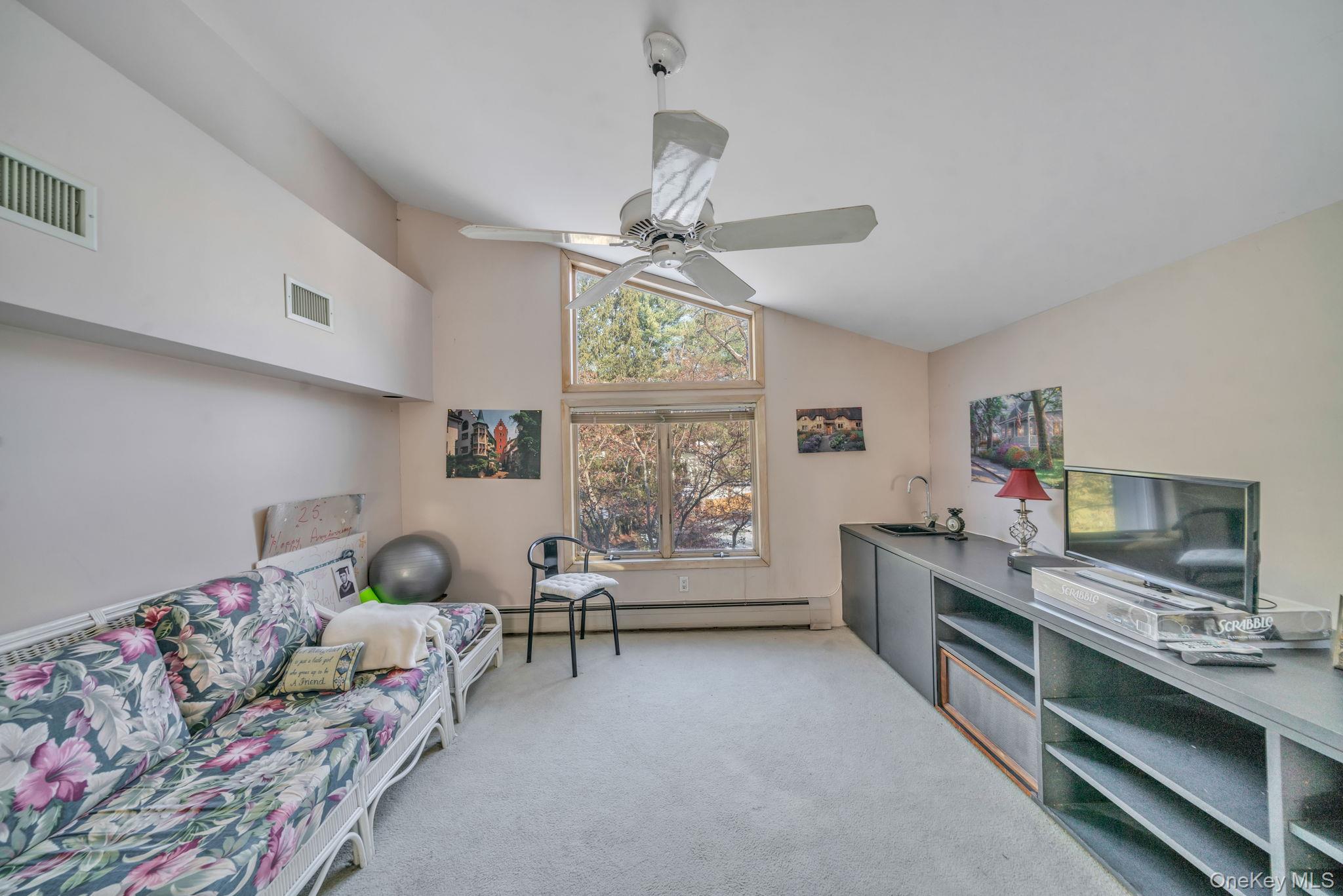 945656 Property Photo 14