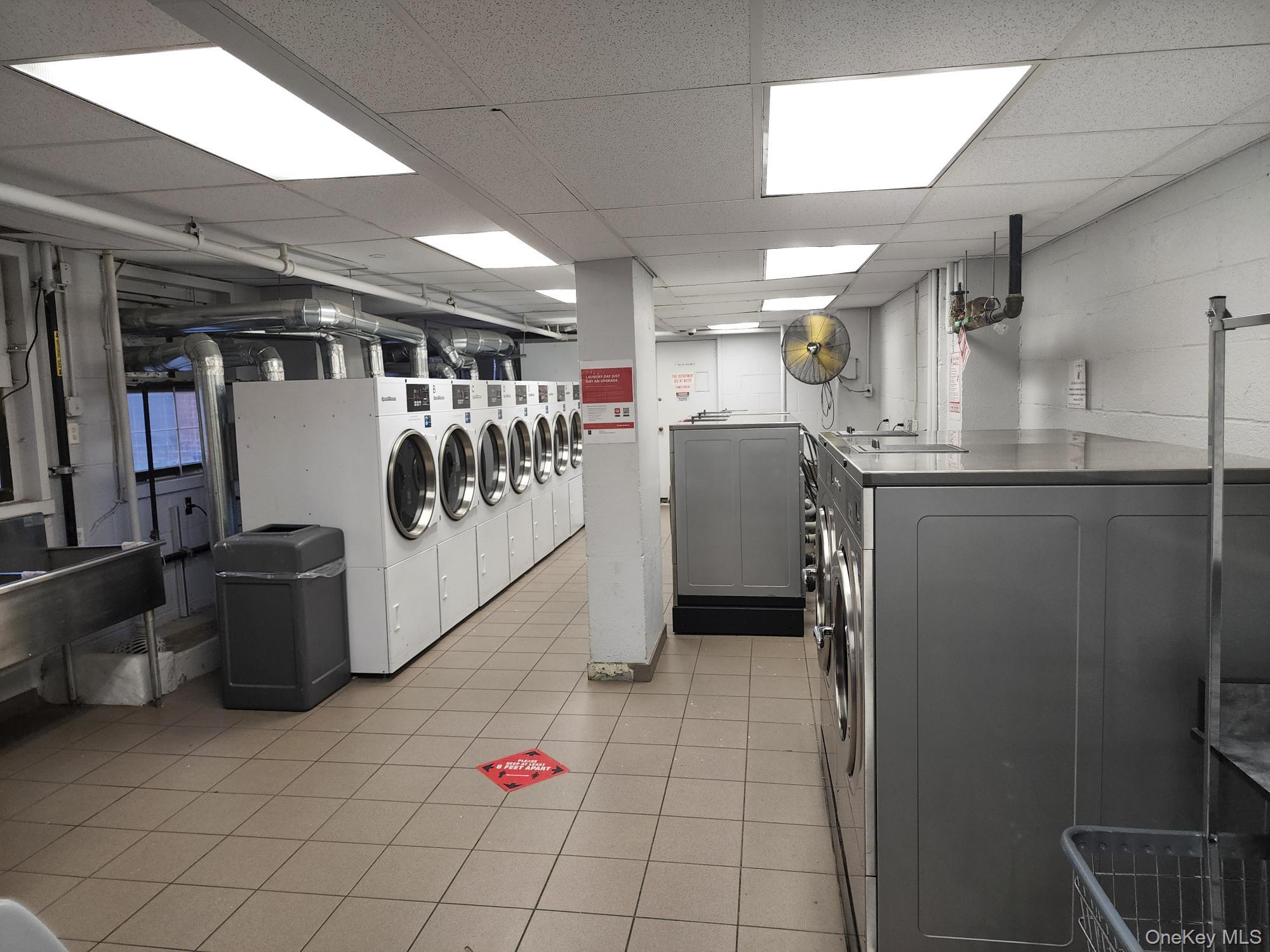 61-35 N 98th Street St-g Property Photo 12
