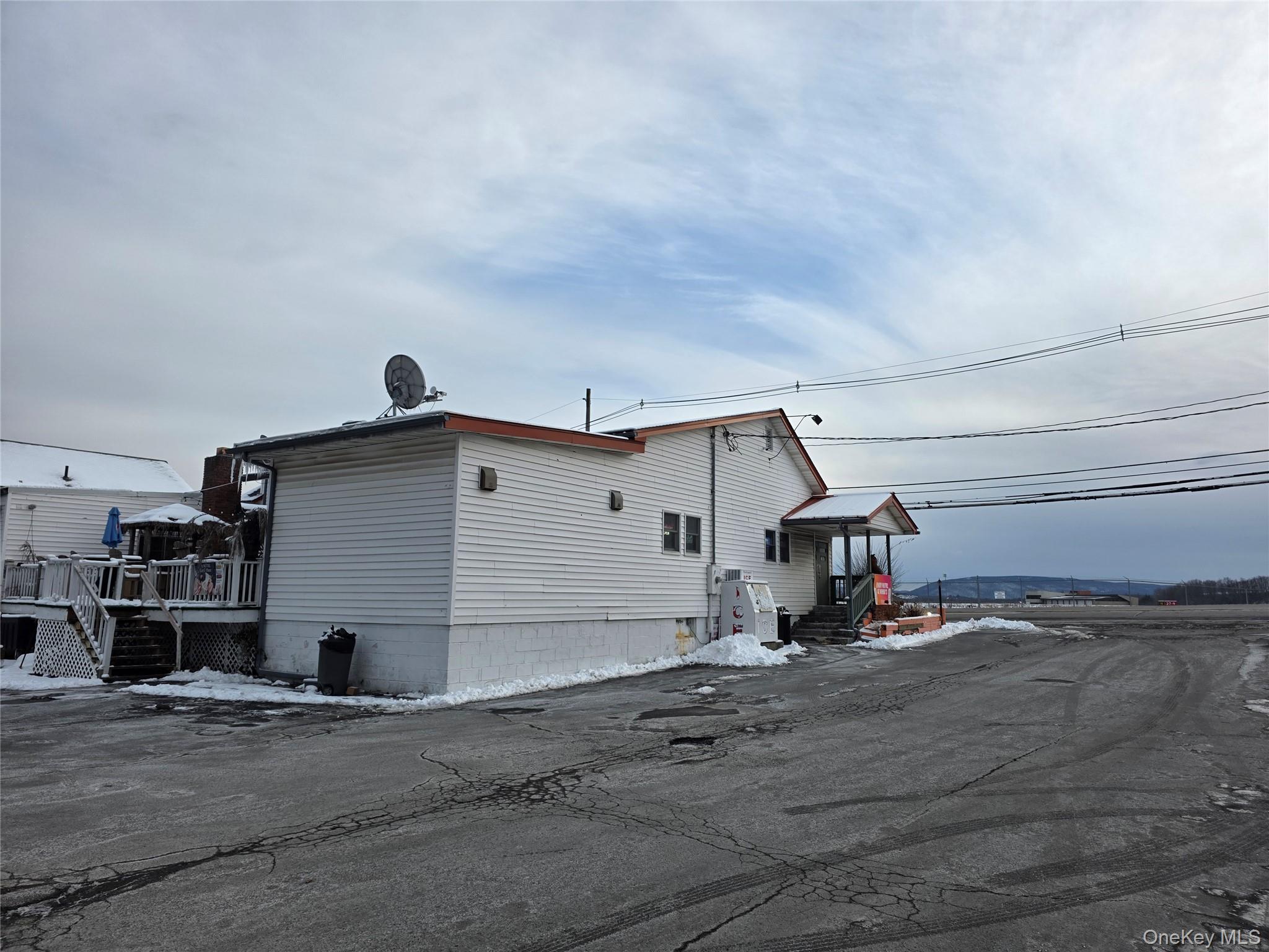 150 Route 17k Property Photo 3