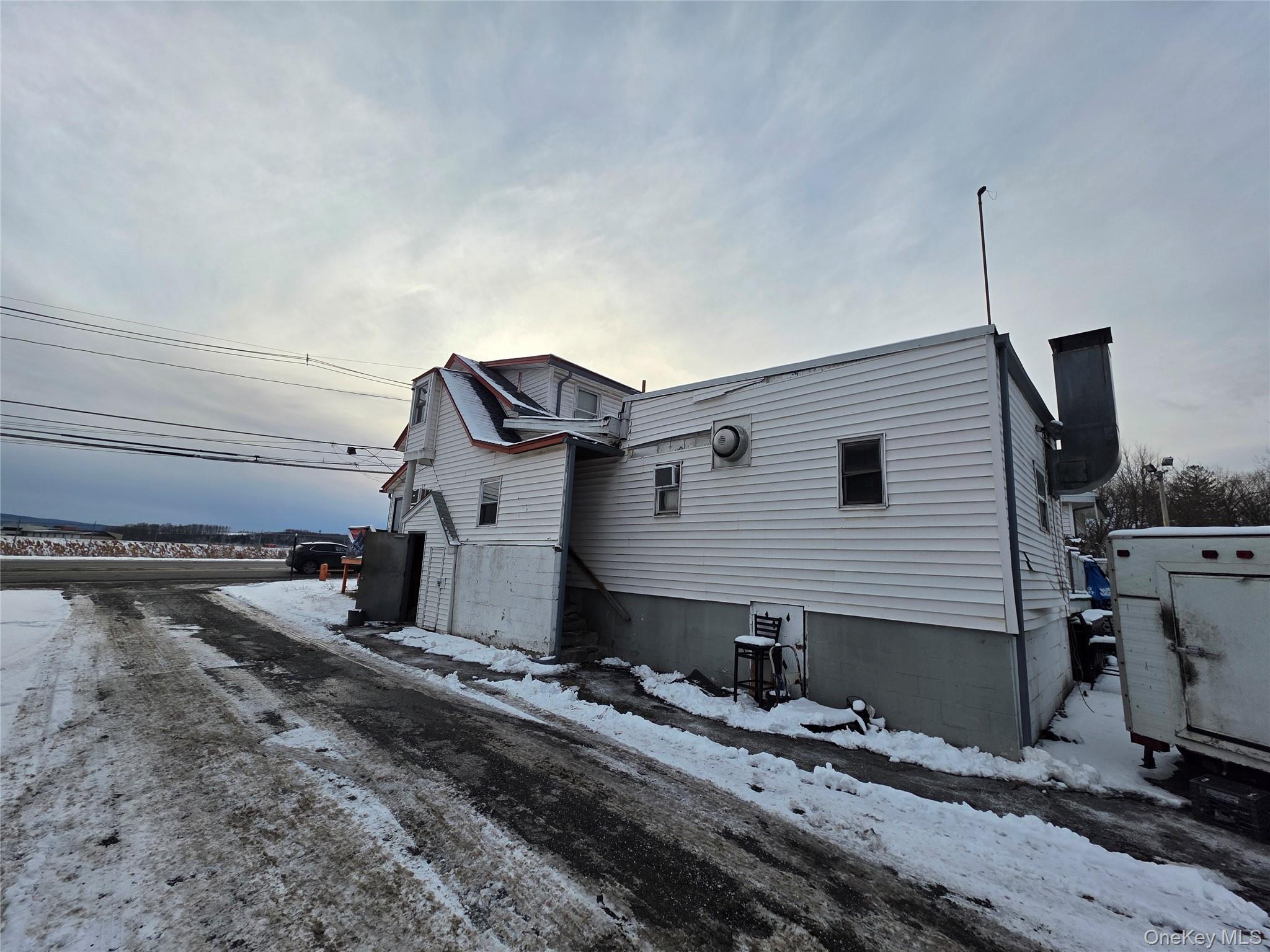 150 Route 17k Property Photo 6