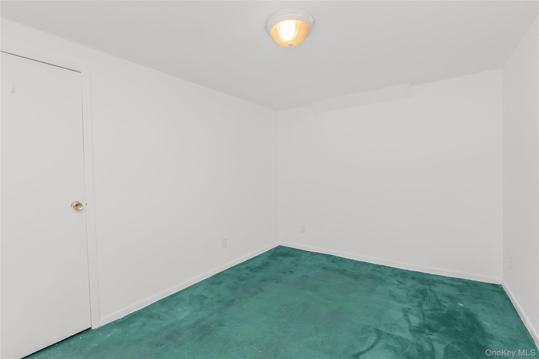 305 Glenbrook Avenue Property Photo 24