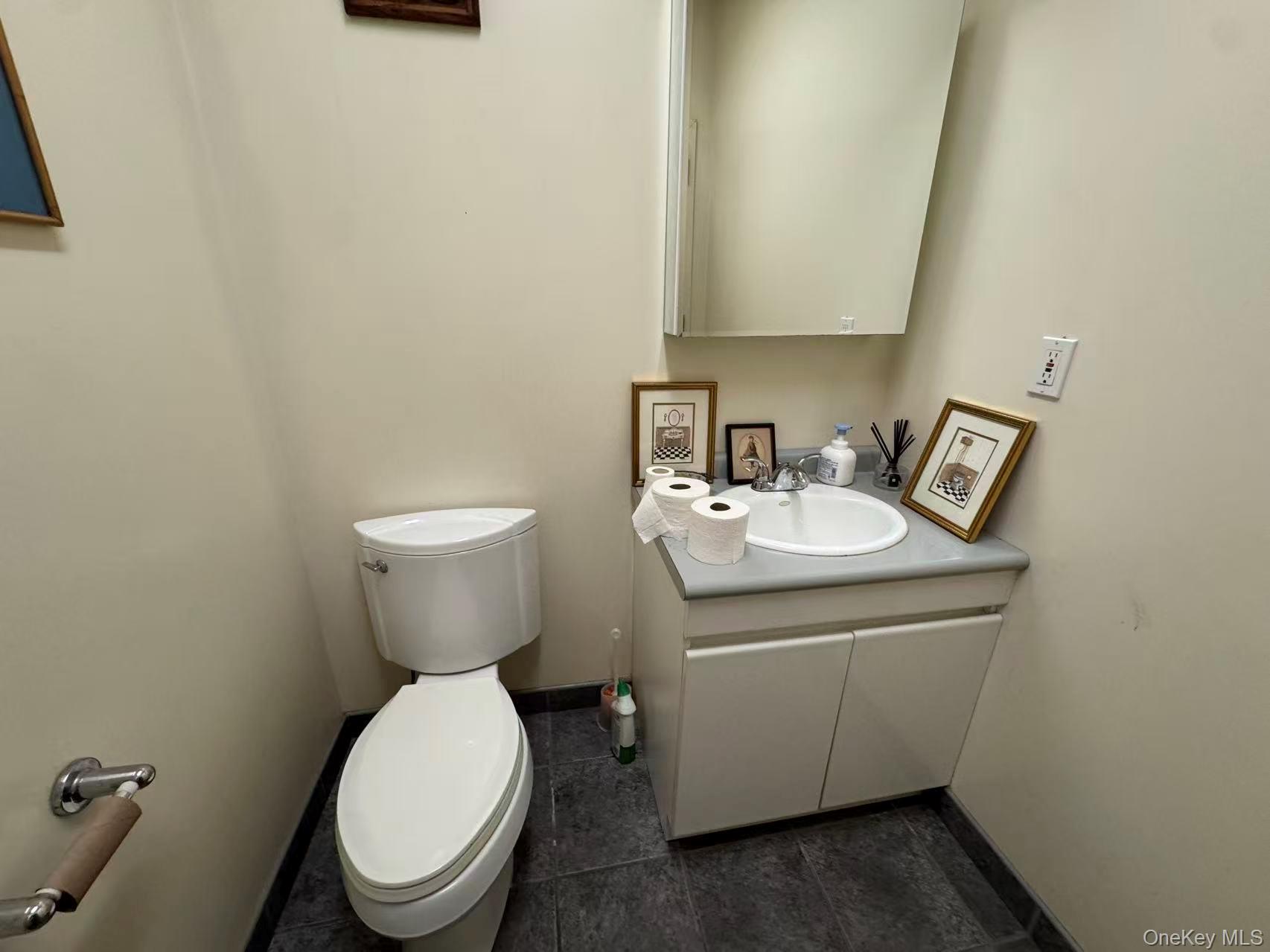12414 22nd Avenue Property Photo 3