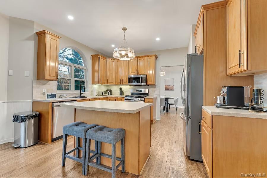 33 E Potter Lane Property Photo 6