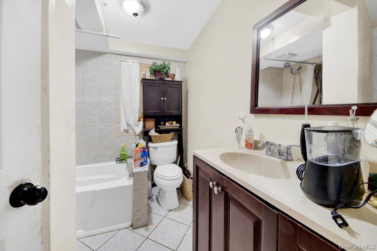 12 Broad Avenue Property Photo 19