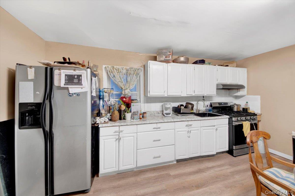 12 Broad Avenue Property Photo 23