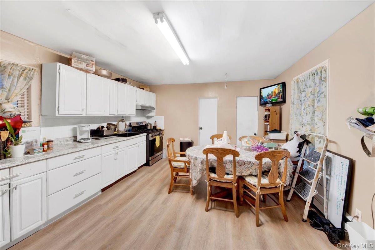12 Broad Avenue Property Photo 24