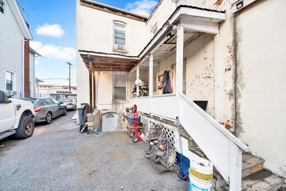 12 Broad Avenue Property Photo 28
