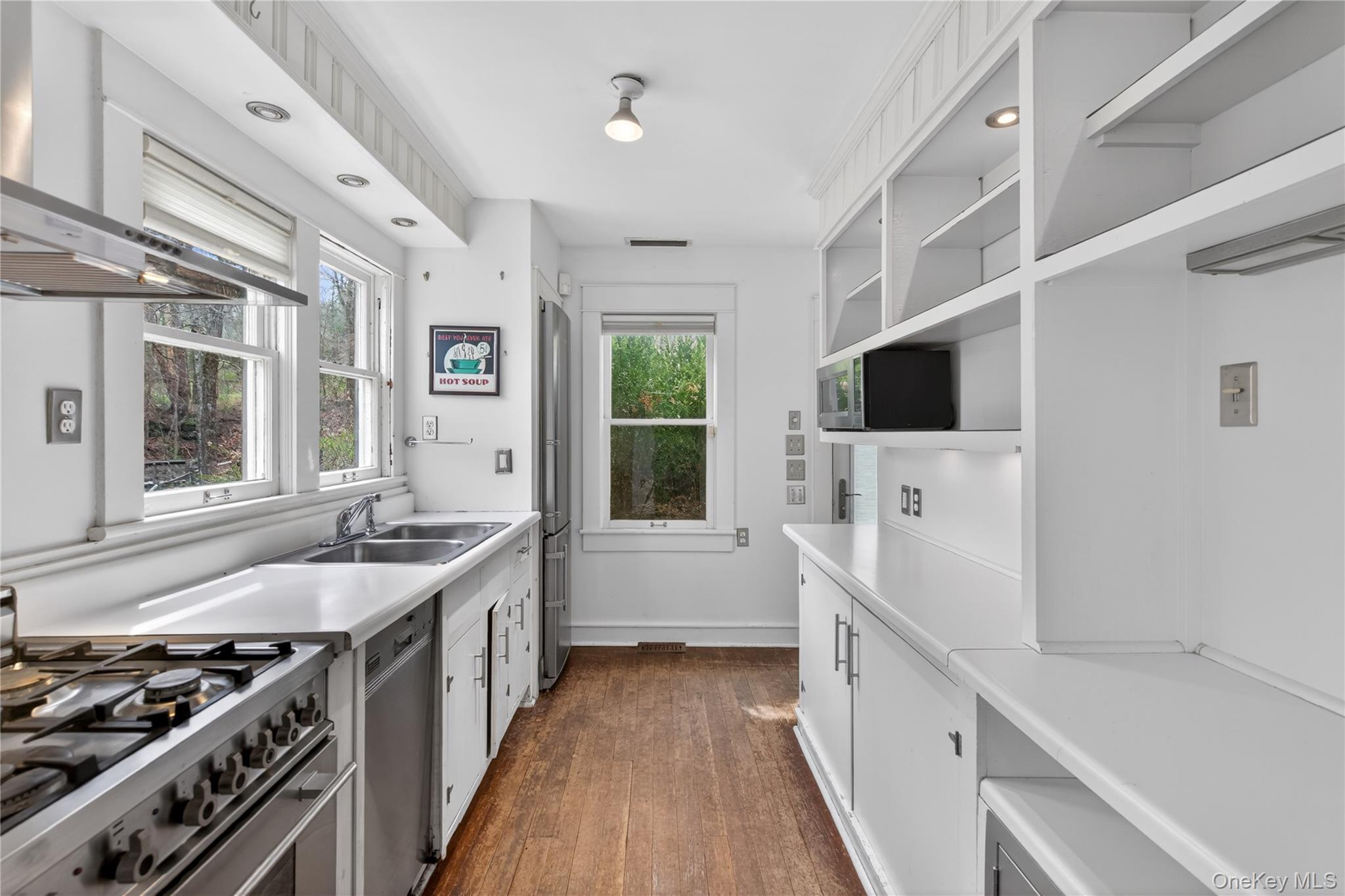 1063 Sawkill Road Property Photo 4