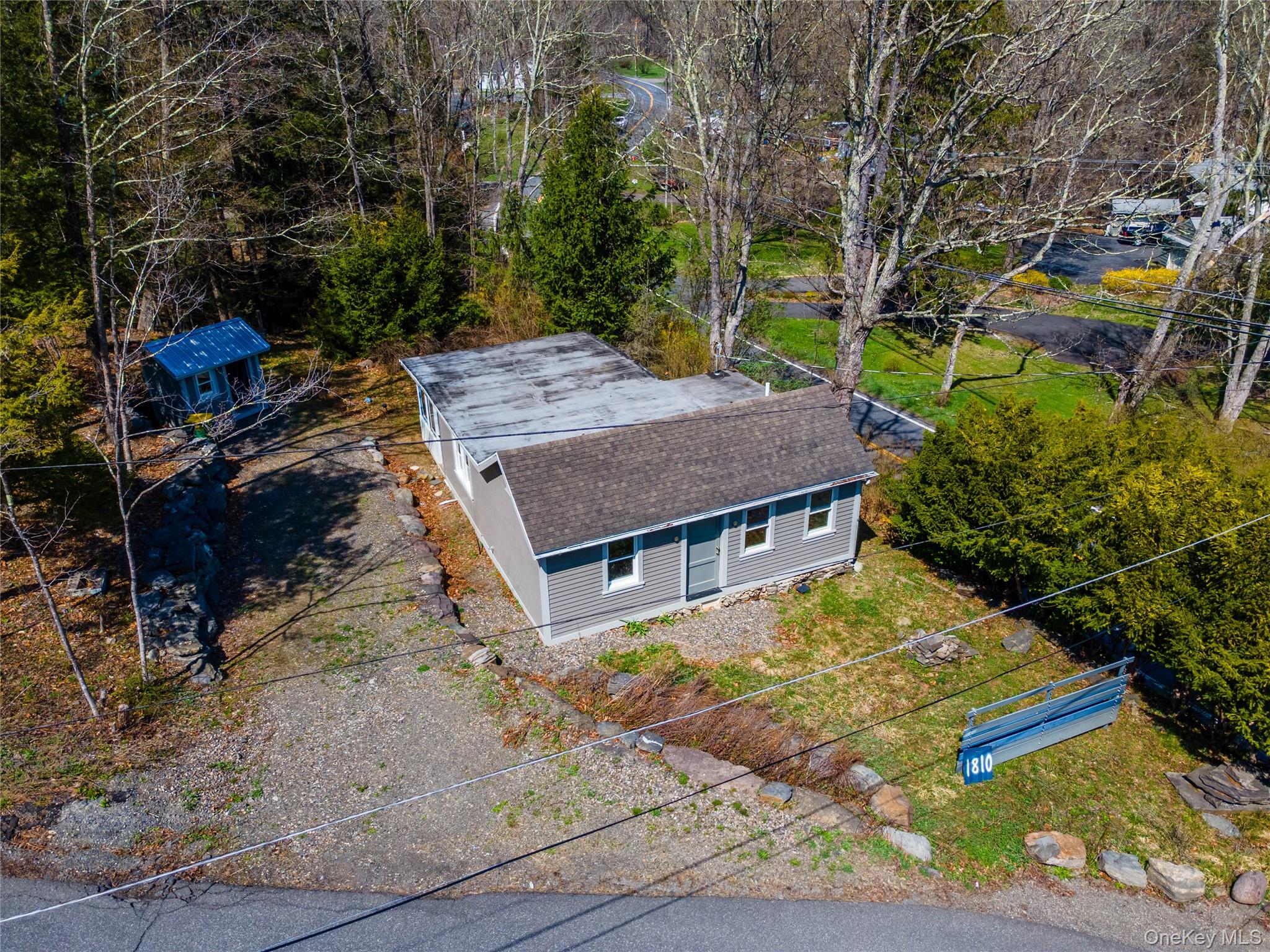 1810 Sawkill Park Road Property Photo 3