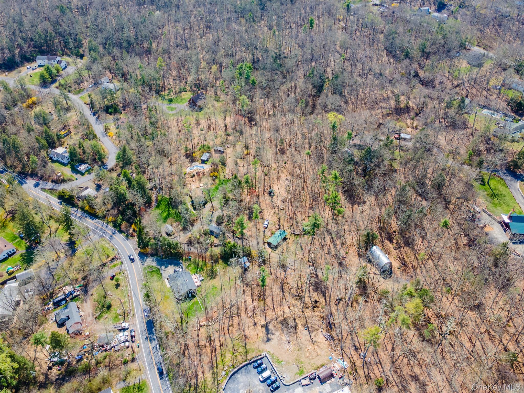 1812-1816 Sawkill Park Road Property Photo 1
