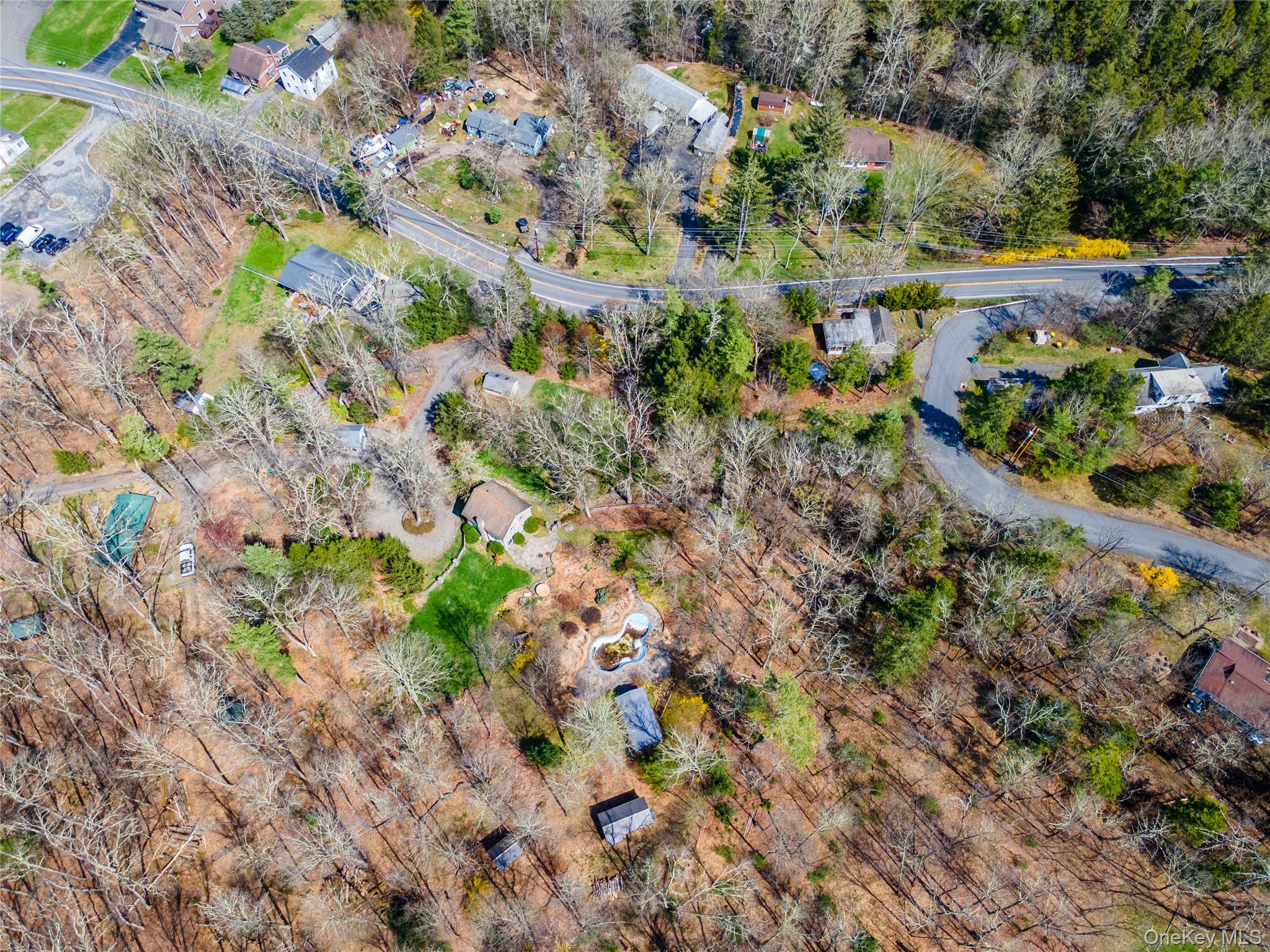 1812-1816 Sawkill Park Road Property Photo 5