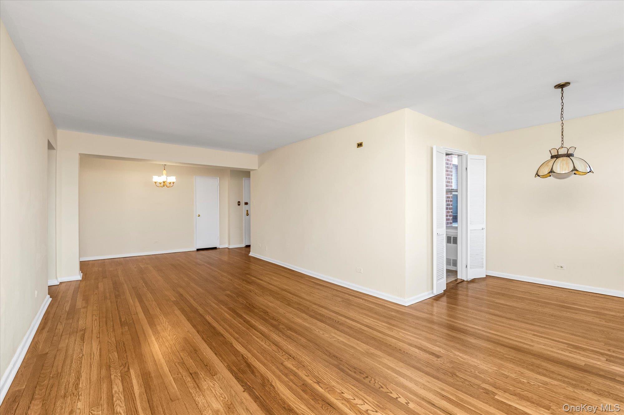 209-80 18 Avenue 6d Property Photo 8