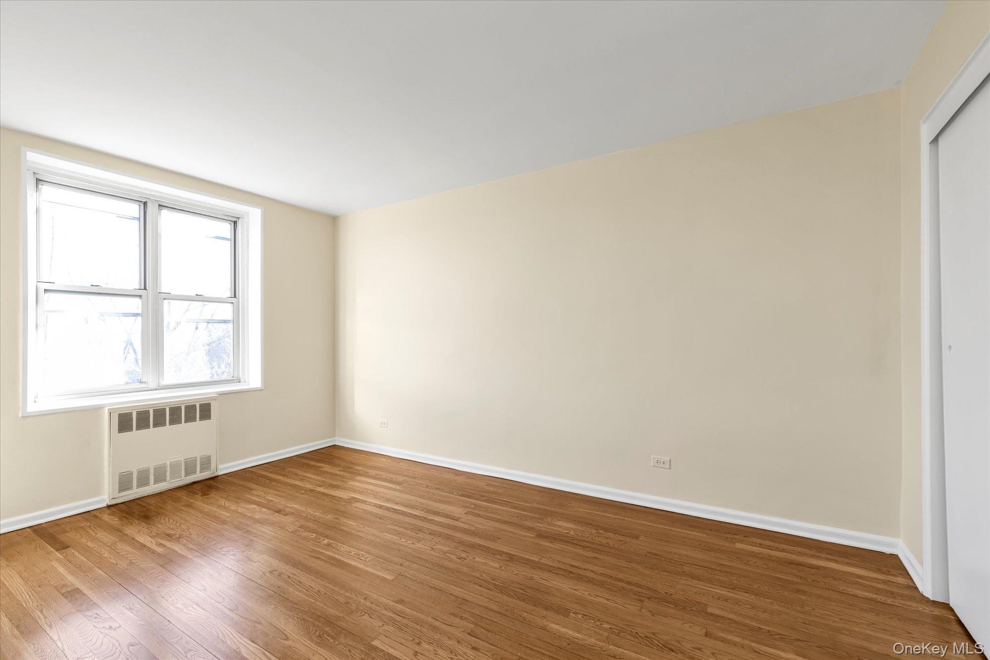 209-80 18 Avenue 6d Property Photo 12