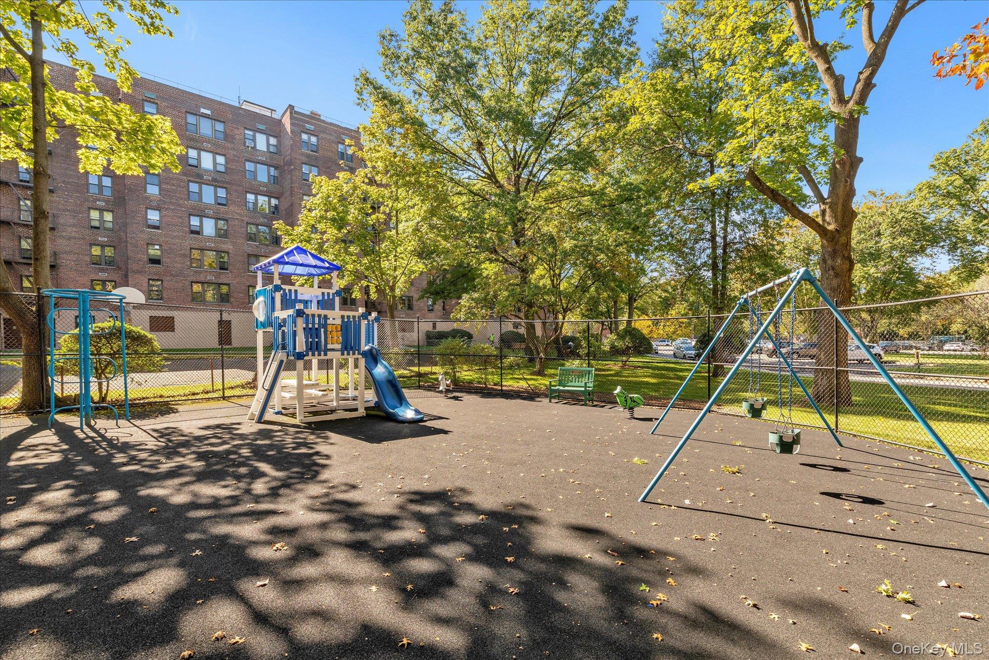 209-80 18 Avenue 6d Property Photo 16