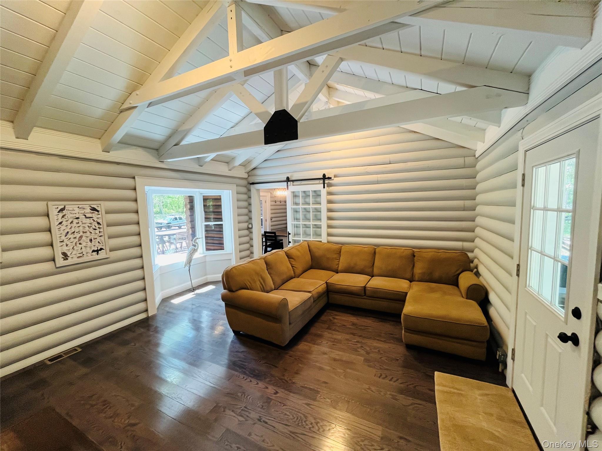 1710 Gull Pond Lane Property Photo 10