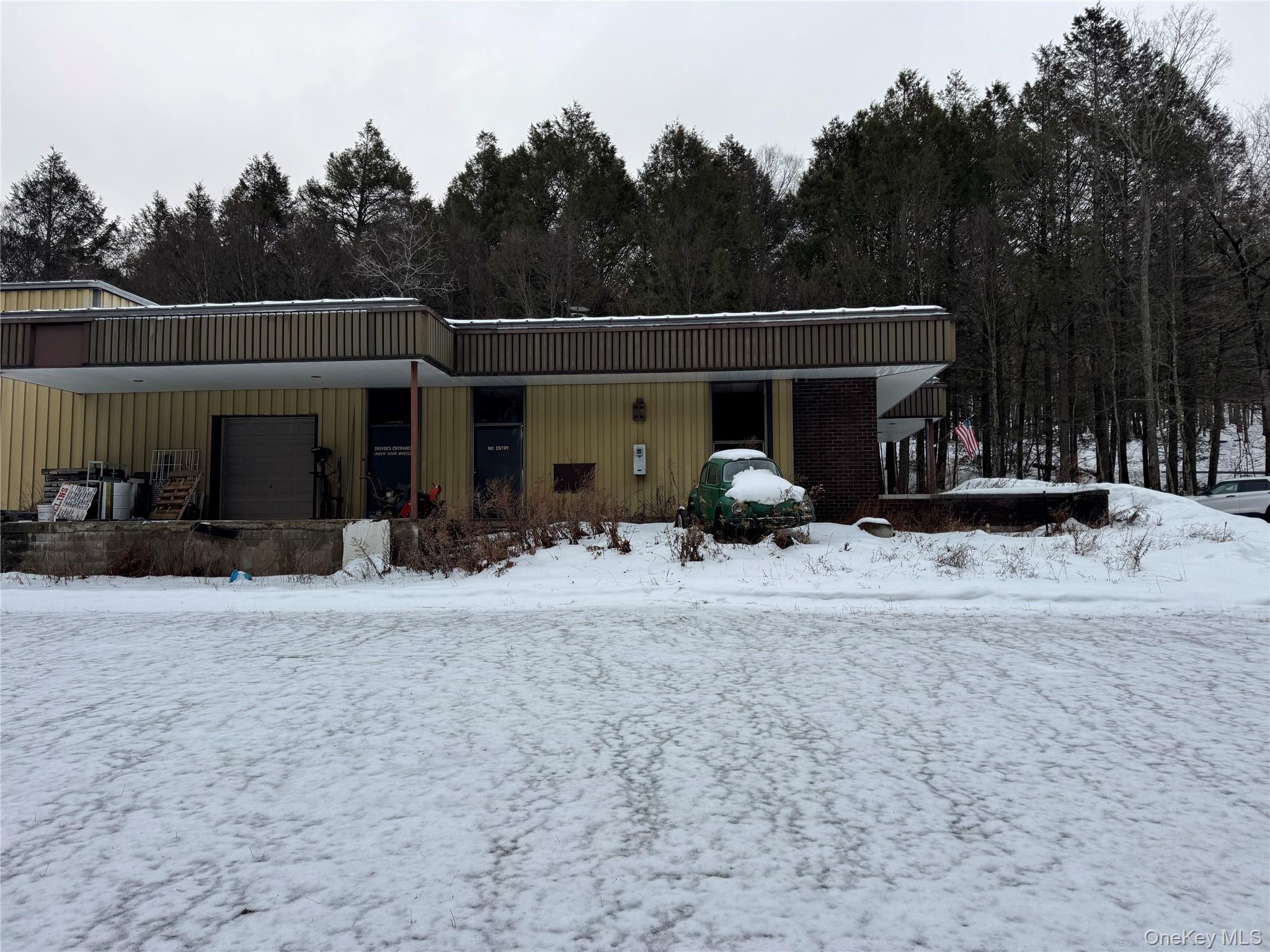 13 183b Road Property Photo 4