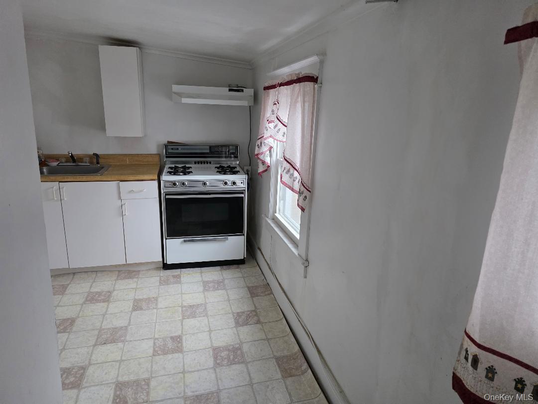 90 Medford Avenue Property Photo 23