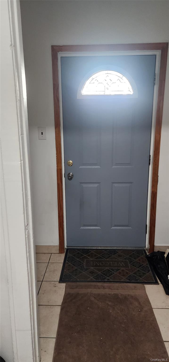 9844 Corona Avenue Property Photo 3