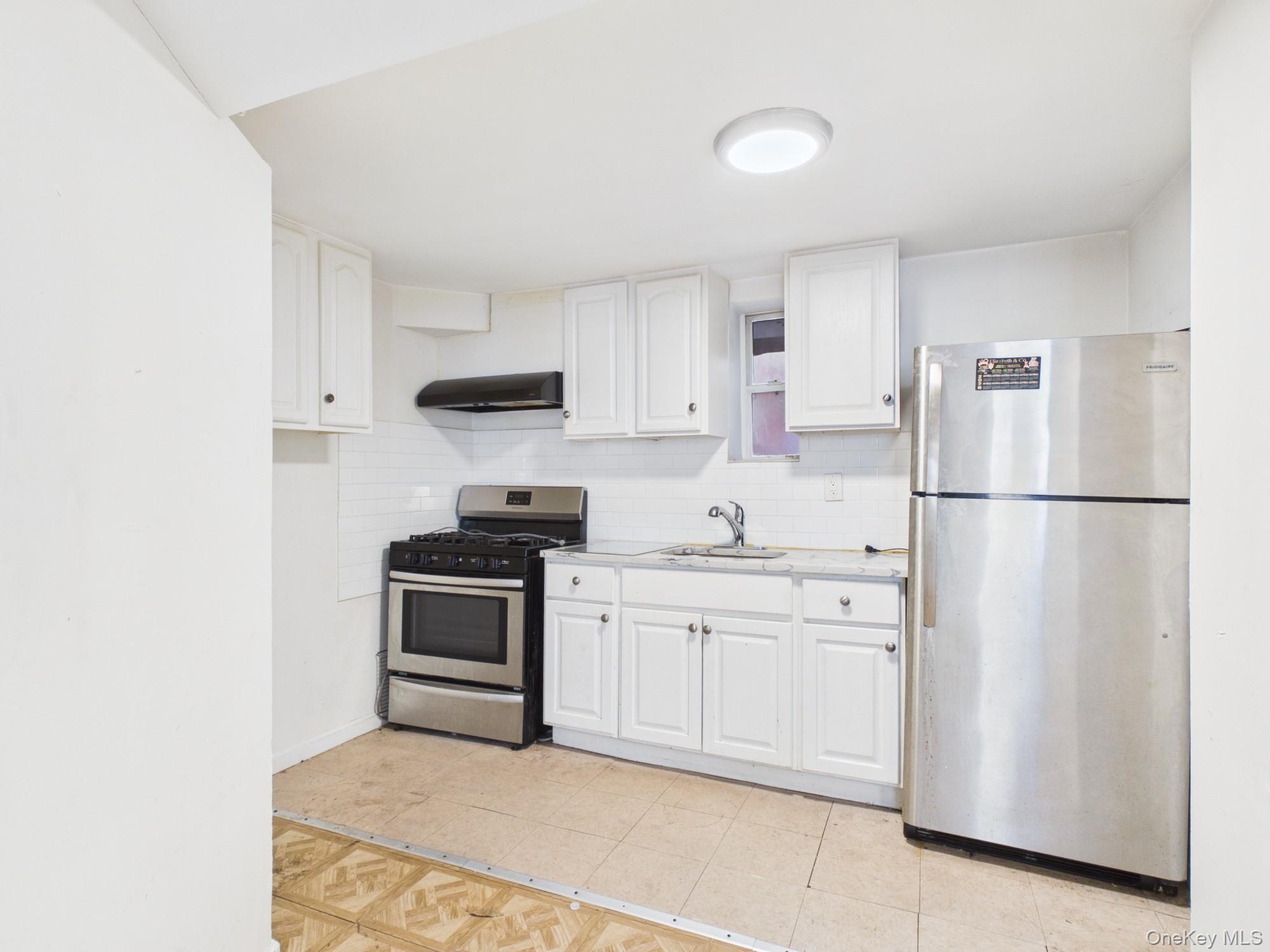 2924 Yates Avenue Property Photo 13