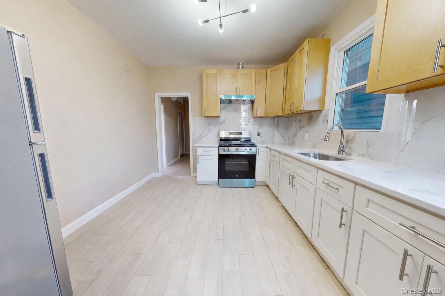 9561 115th Street Property Photo 6