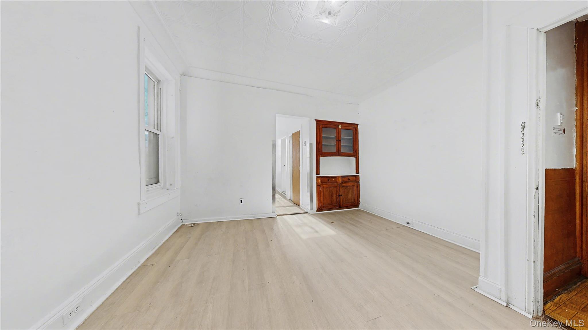 6424 Madison Street Property Photo 13