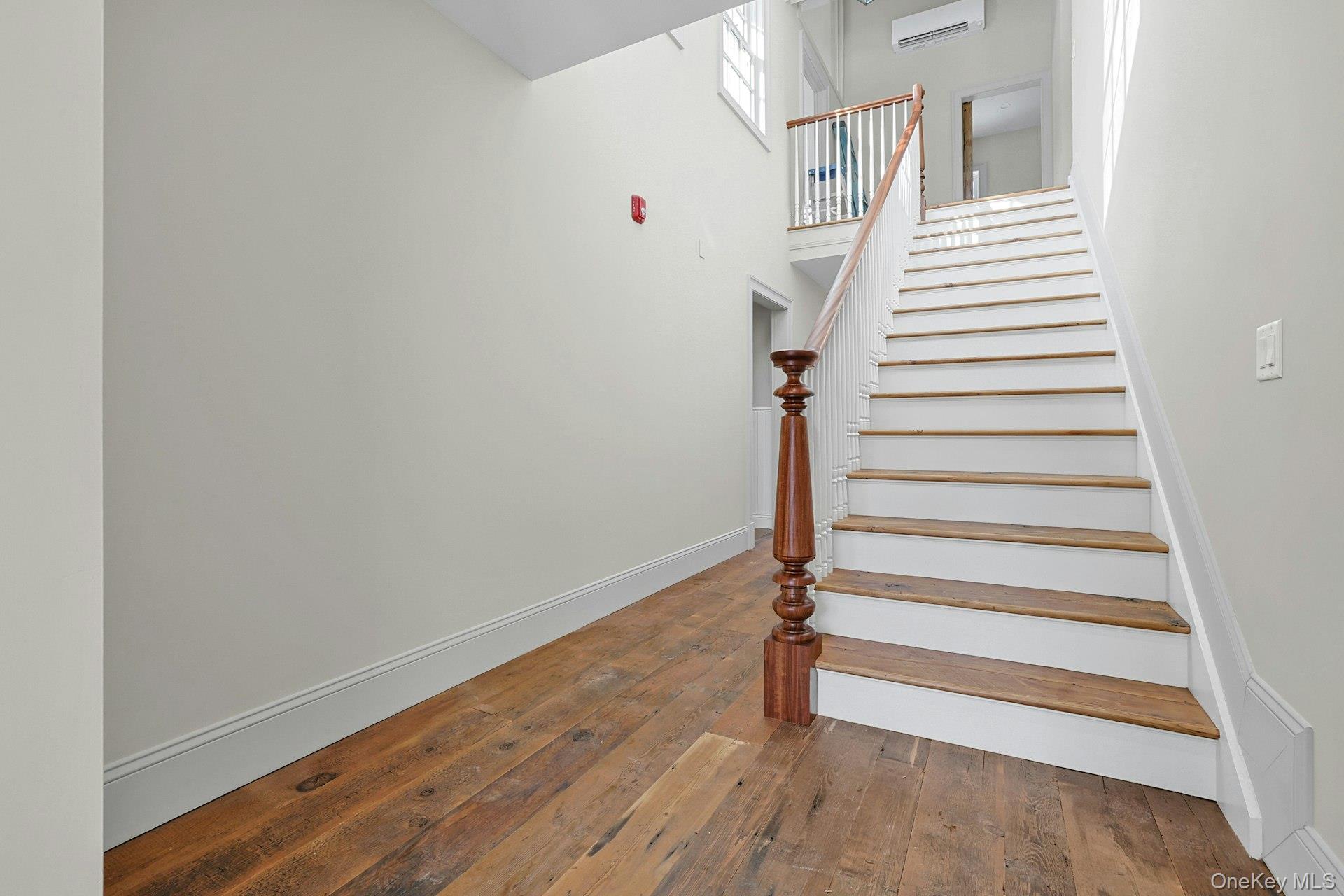 77 Main Street Property Photo 6